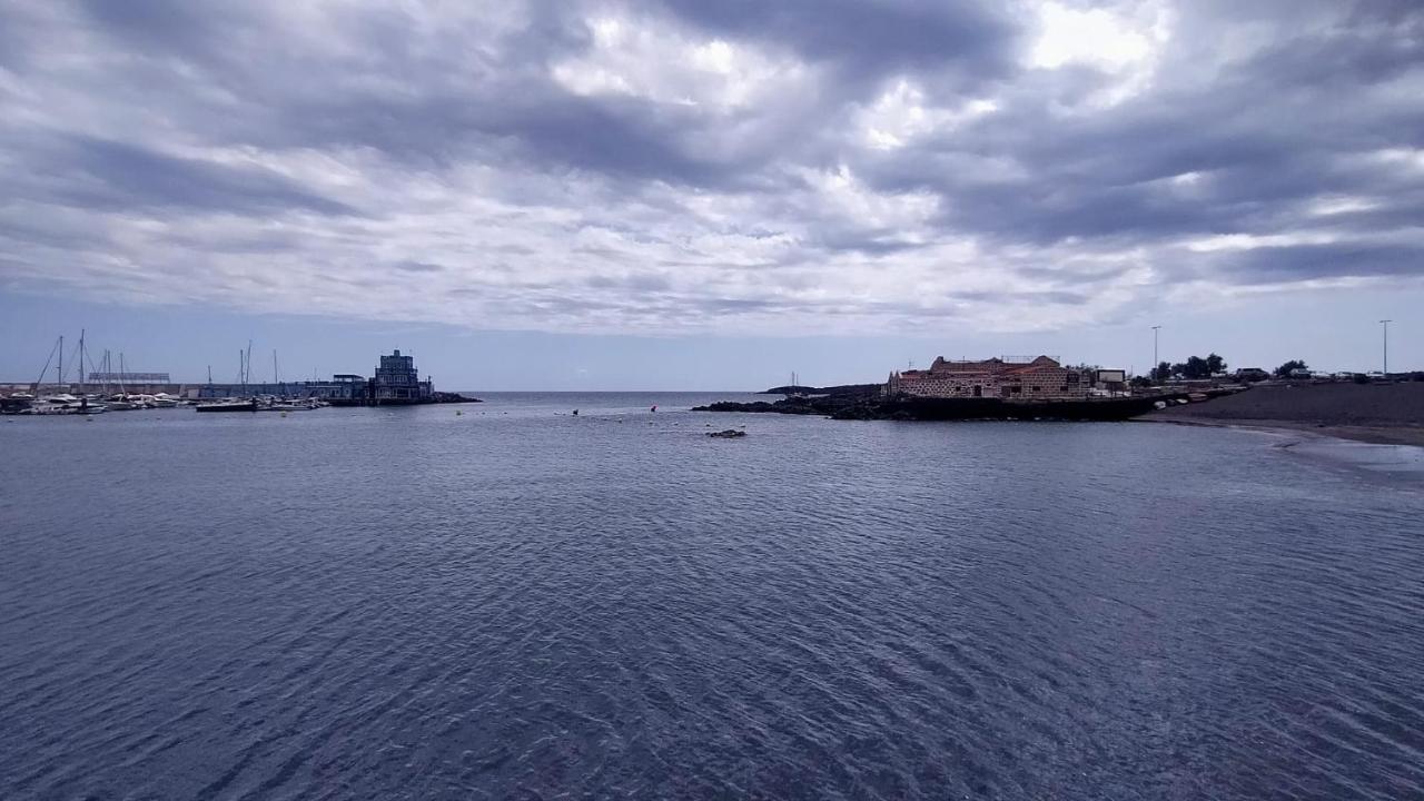 Отель La Casita Арона Экстерьер фото